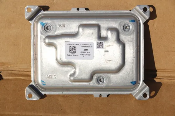 Module convertisseur tension OEM 1ST210872 gauche avant image 3