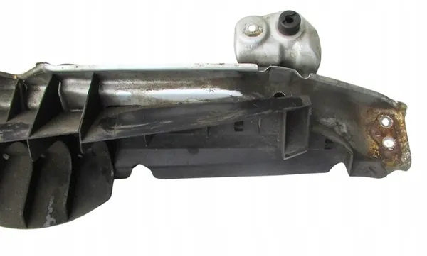 Poutre de renforcement supérieure Toyota Yaris II 2005-2011 OEM image 3