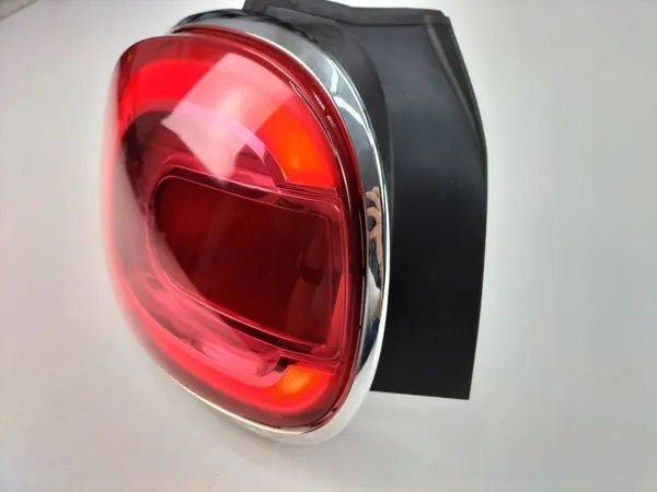 Luz trasera izquierda Fiat 500L OE 51883572 image 2