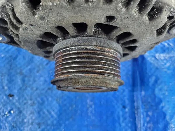 Astra J Alternator 1.7 CDTI A17DTR 13500187 BT image 5