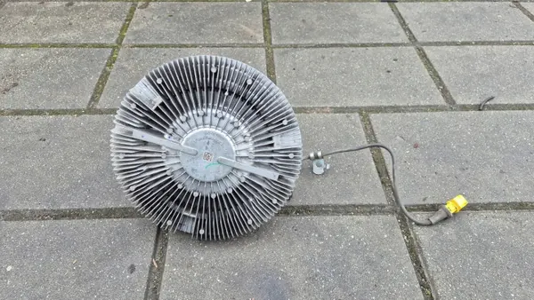 Embrayage Ventilateur Visco OEM 51.06630-0141 MAN Euro 6 image 2
