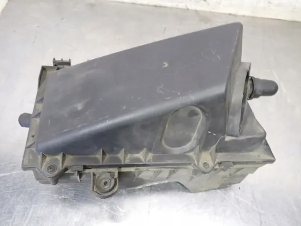 Ilmansuodattimen kotelo Seat Leon 1.8 image 2