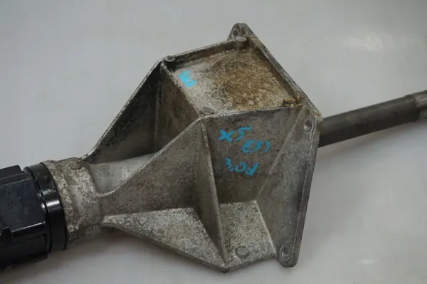 BMW E53 X5 Höger Främre Halvaxelstöd image 3