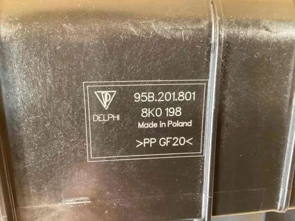 Filtre à air Porsche Macan OEM 95B201801D - Occasion image 5