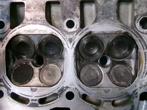 VW Polo 9N 1.2 Cilinderkop OEM 03E103373C image 8