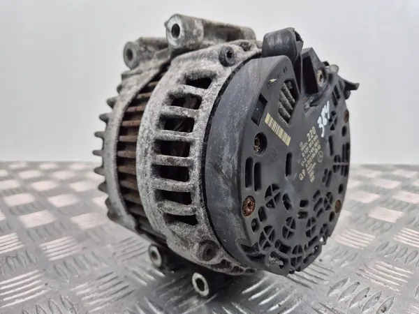 Mercedes S450 W221 Alternator A0131545502 image 5