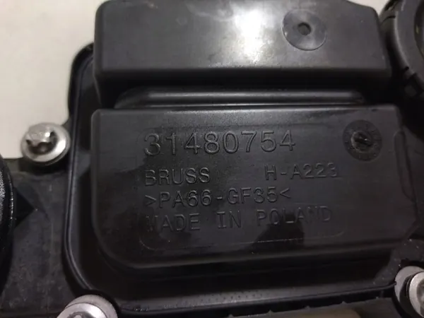 Öljyseparatori Volvo S60 III 2.0 Mild Hybrid OEM 31480754 image 4