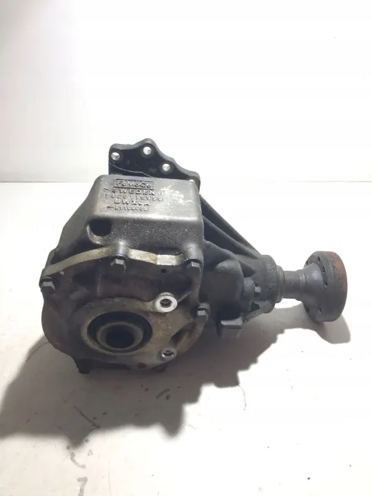 Volvo Verteilergetriebe OEM 7520115990 - Gebraucht image 2