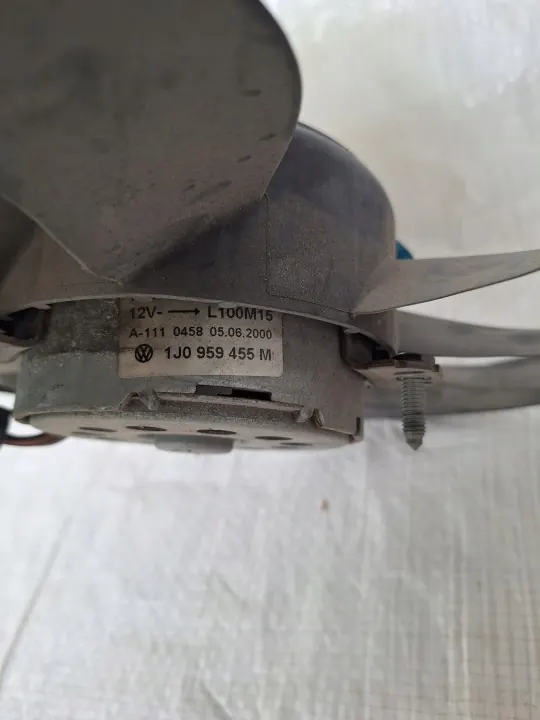 Ventilador radiador VW Golf IV Octavia OEM 1J0959455M image 6