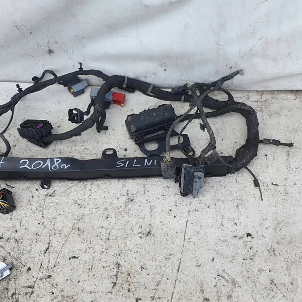Motorrumslock Jeep Wrangler JL 2.2d OEM P68351084AD image 5