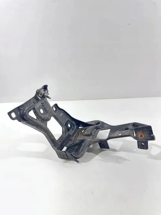 BMW F45 Ajovalotuki Oikea Etu OEM 7302532 image 3