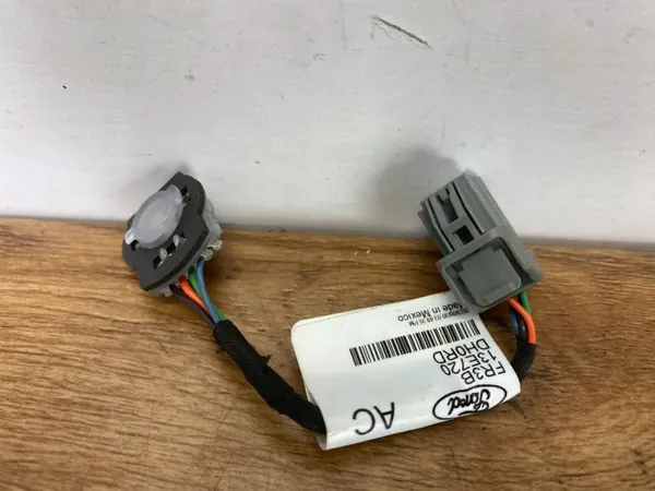 Luz guantera OEM FR3B13E720PI Ford Mustang VII image 2
