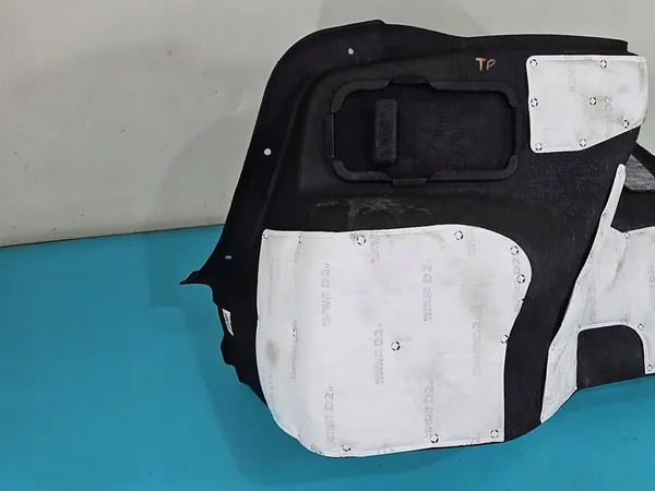 Forro de porta-malas direito Hyundai Elantra VI 15-20 OEM 85740-F2000 image 7