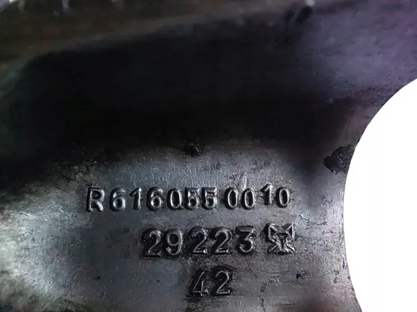 Mercedes-Benz Nokka-akselin Tuki OEM R6160550010 image 3