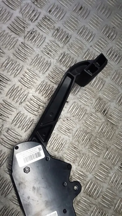 Begagnad Gasreglage OEM 23328371 för Volvo FL FE image 5