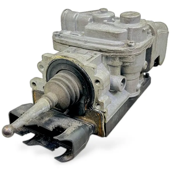 Válvula de freio principal MAN 81521306311 image 6