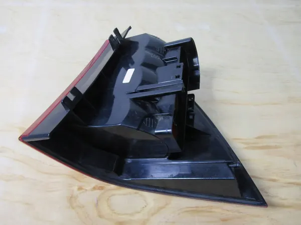 Mercedes-Benz ML W163 2004 Luz trasera izquierda image 4