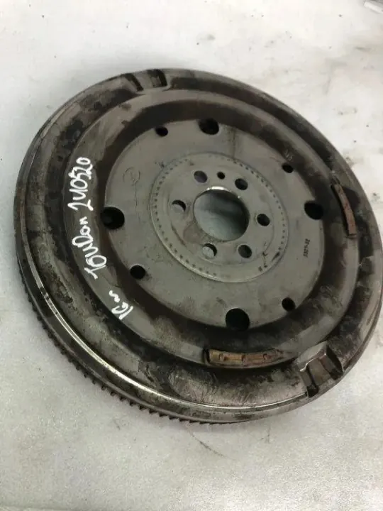 Pinhão VW OEM 04E105266 para Touran 1.4L image 3