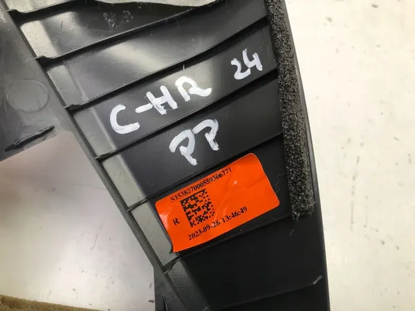 TOYOTA C-HR II 2024 Oikea Etupilarin Suojus EK-5206 image 5