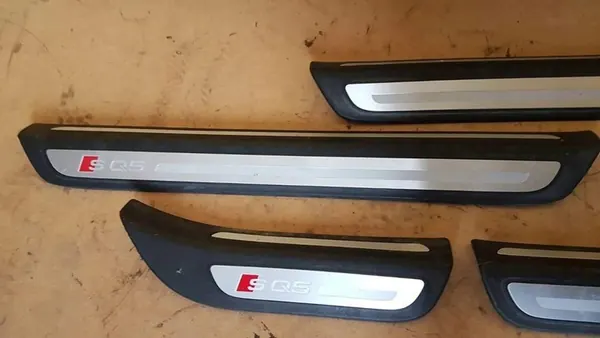 Audi Q5 SQ5 2011 Conjunto de soleiras internas image 7