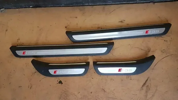 Audi Q5 SQ5 2011 Conjunto de soleiras internas image 9