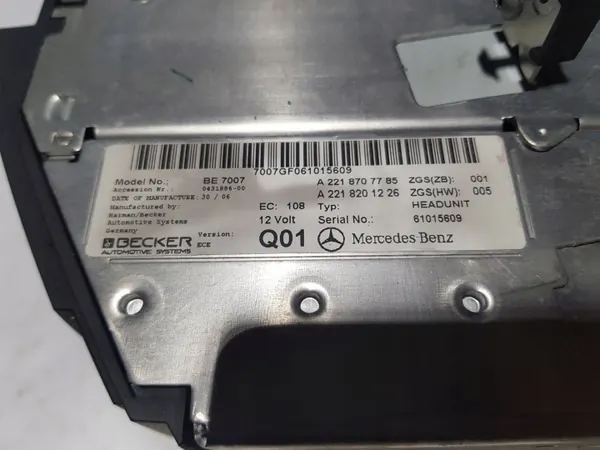 Trocador CD usado OEM A2218707785 Mercedes image 5
