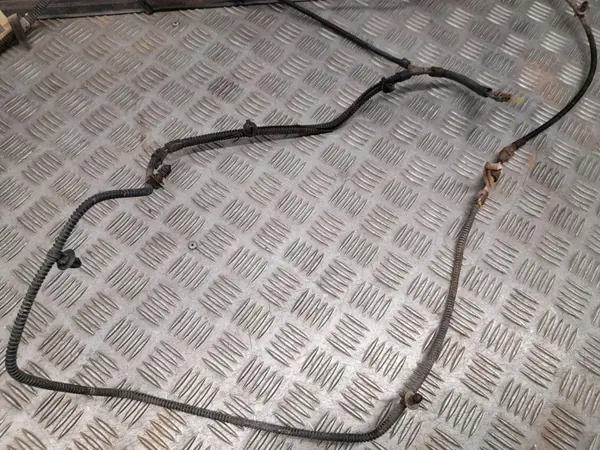 Ford F150 2015 Frontscheibenwascherschlauch OEM ATV55372 image 7