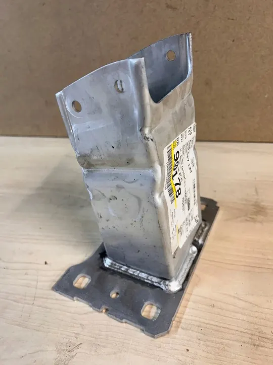 Zone de déformation avant droite Audi A5 8W OEM 8W6807134 image 3