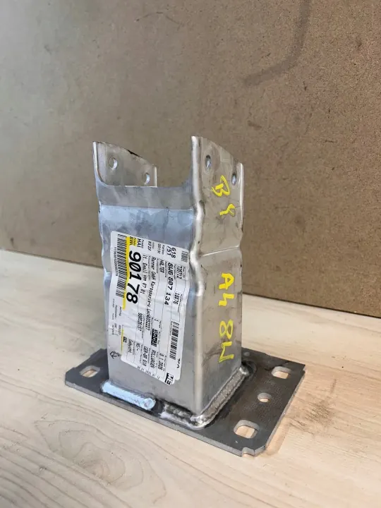 Zone de déformation avant droite Audi A5 8W OEM 8W6807134 image 5