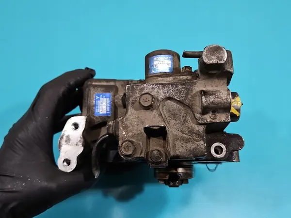 Bomba de combustible Mitsubishi Carisma 1.8 GDI MD347417 image 4