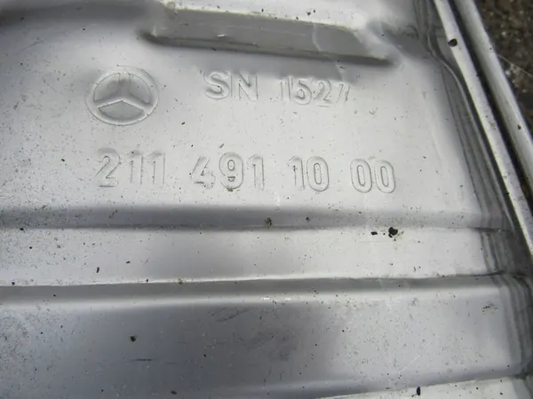 Silenciador de escape Mercedes-Benz E W211 A2114911000 image 6