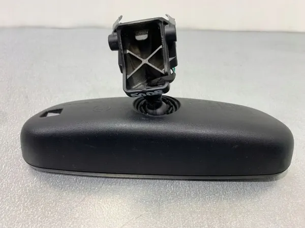 Peugeot 3008 II Taustapeili OEM E1146046396 image 3