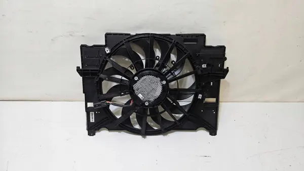 Radiatorventilator MX73-8C607-AC voor Jaguar XE X760 image 2