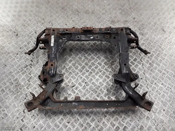 BMW X1 E84 Hulpframe OEM AM-521501 Gebruikt image 4
