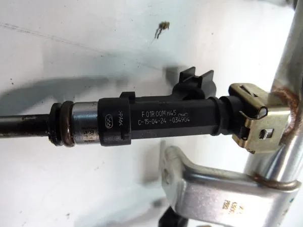 Carril inyector MG OE OEM 136761 para MG3 1.5 Híbrido image 5