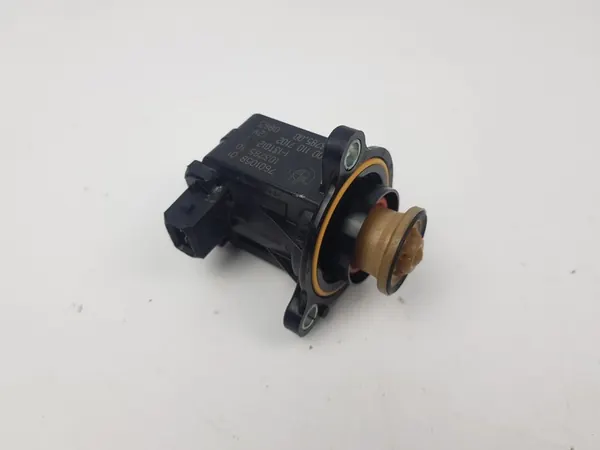 BMW 1 F20 3 F30 X3 F25 Peça de Motor OE 7601058 image 3