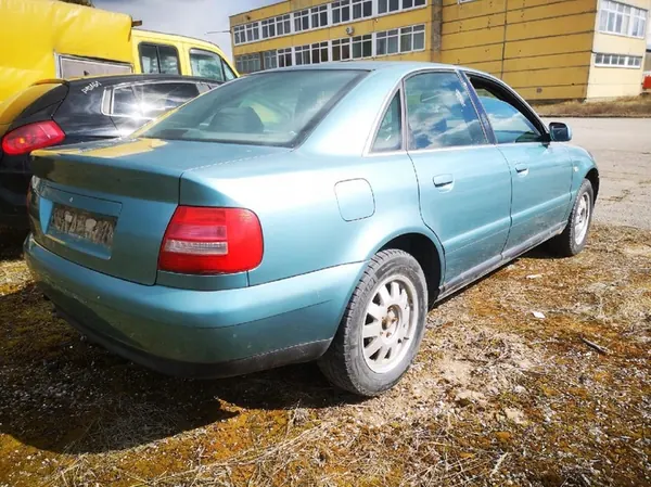 Audi A4 Supporti motore e cambio 2000 2.5L 4b0399151s image 8