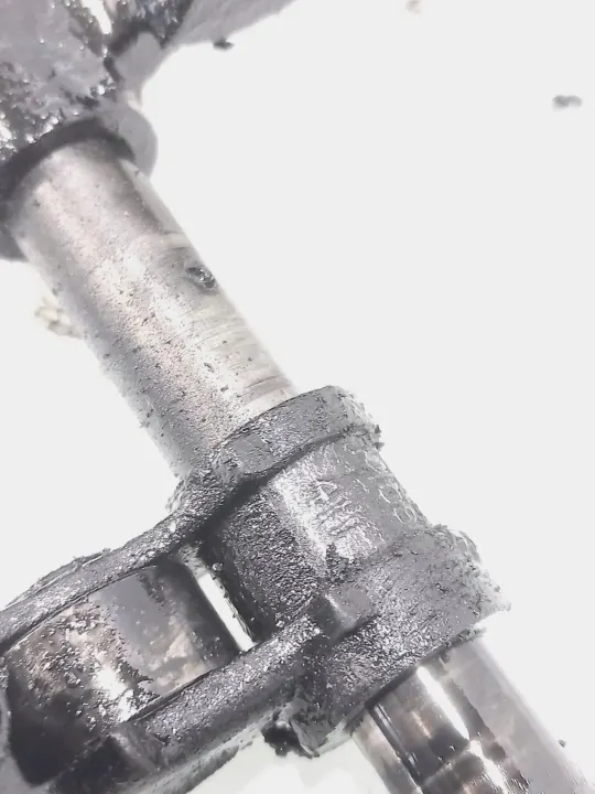 Árvore de cames OEM 411 para VW Touran I 2007 - Usado image 3