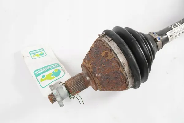 Vänster framdrivningsaxel Skoda Rapid image 3