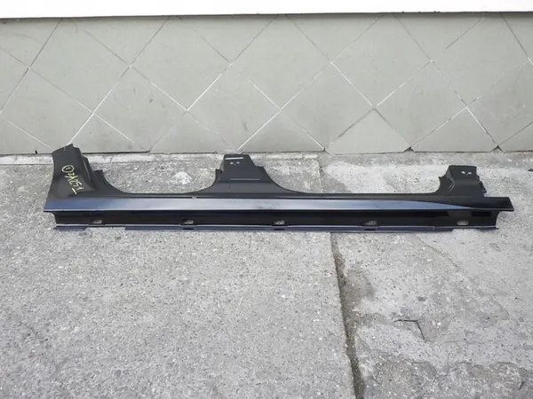 PEUGEOT 208 II 2019- Rechter Dorpel OEM image 4