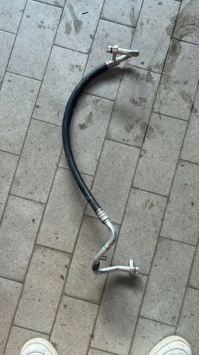 Conducción aire acondicionado Renault Kadjar OEM 924900861R - Usado image 2