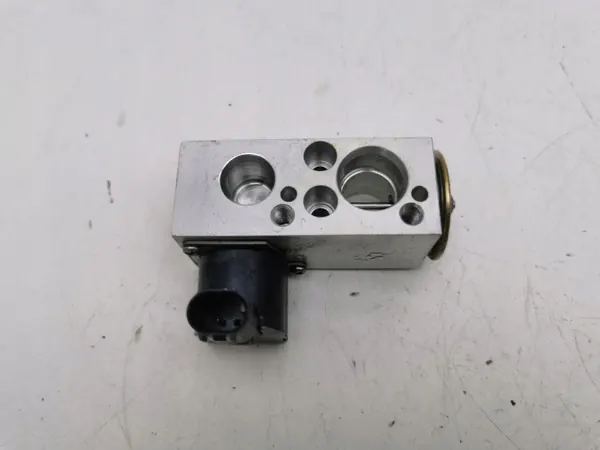 Soupape d'expansion A/C BMW OEM 9287283 - Occasion image 4