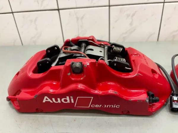 Audi RSQ3/RS3 Keramik-Bremskit OEM 83A615301D/302D image 4