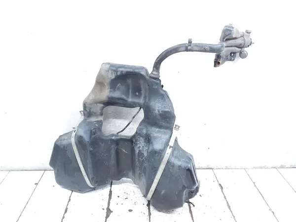 Audi A4 B7 Polttoainesäiliö OEM 4048968TT - Käytetty image 3