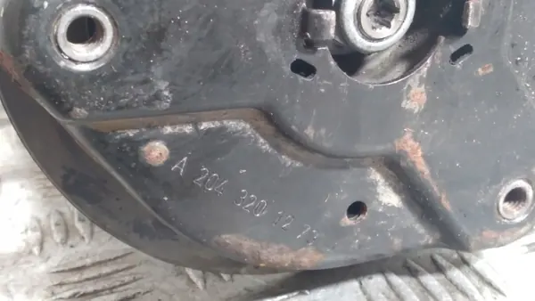 OEM 824904012982 Para-lamas Dianteiro Direito Mercedes Classe C image 3