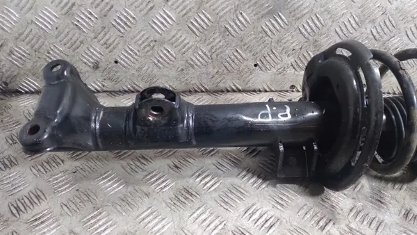 OEM 824904012982 Para-lamas Dianteiro Direito Mercedes Classe C image 5