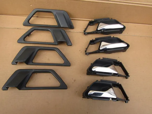 OEM 1247600161/0261 Mercedes W124 Türgriffe Set image 2