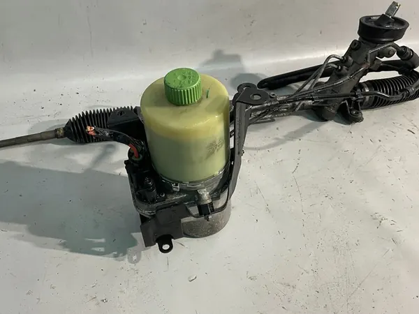 VW POLO 6R 2011 1.4 B Caixa de Direção 6R1423051AH image 2