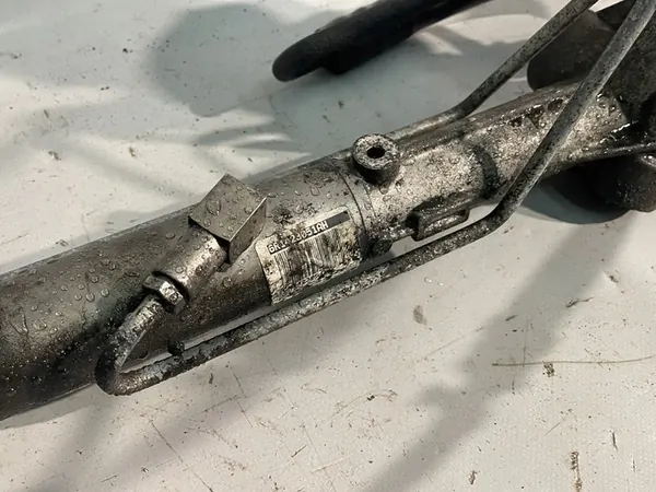 VW POLO 6R 2011 1.4 B Caixa de Direção 6R1423051AH image 3