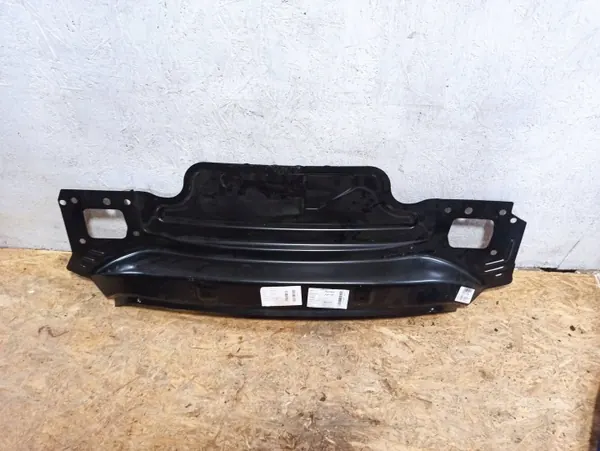 Bande de carrosserie arrière pour Audi A5 - OEM 8W6813307A image 2